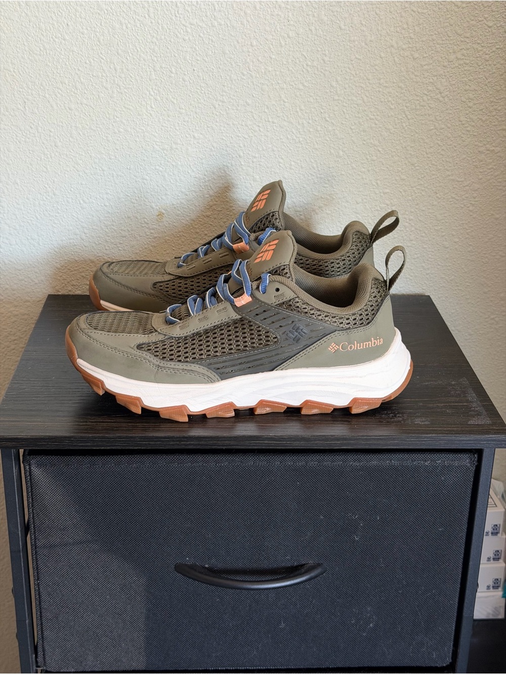 Columbia Womens Hatana Breathe Green Tech-Lite Hiking Athletic Shoes Size 8.5